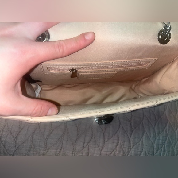 Express Quilted Purse - Picture 3 of 8